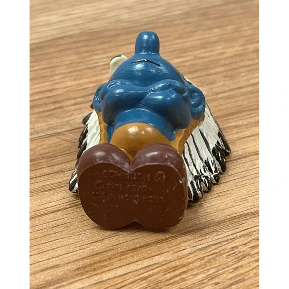 Schleich Smurf PVC Figure Indian Chief Vintage 1981 - Picture 5 of 6